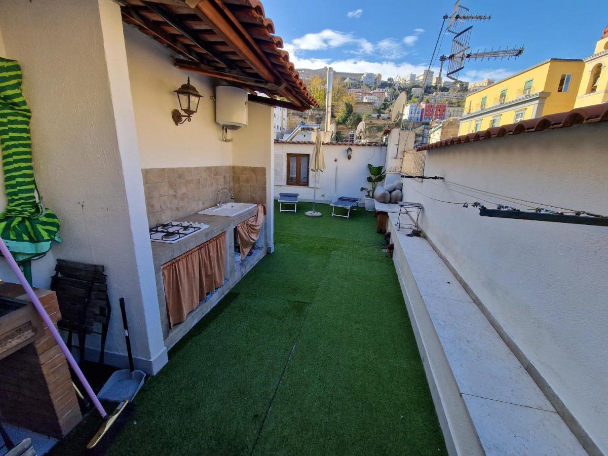 Montesanto Top Terrace II Apartment เนเปิลส์ ภายนอก รูปภาพ